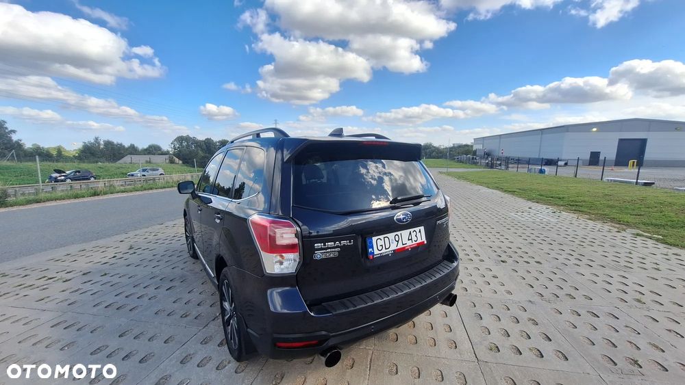 Subaru Forester 2.0 XT Platinum Lineartronic - 4