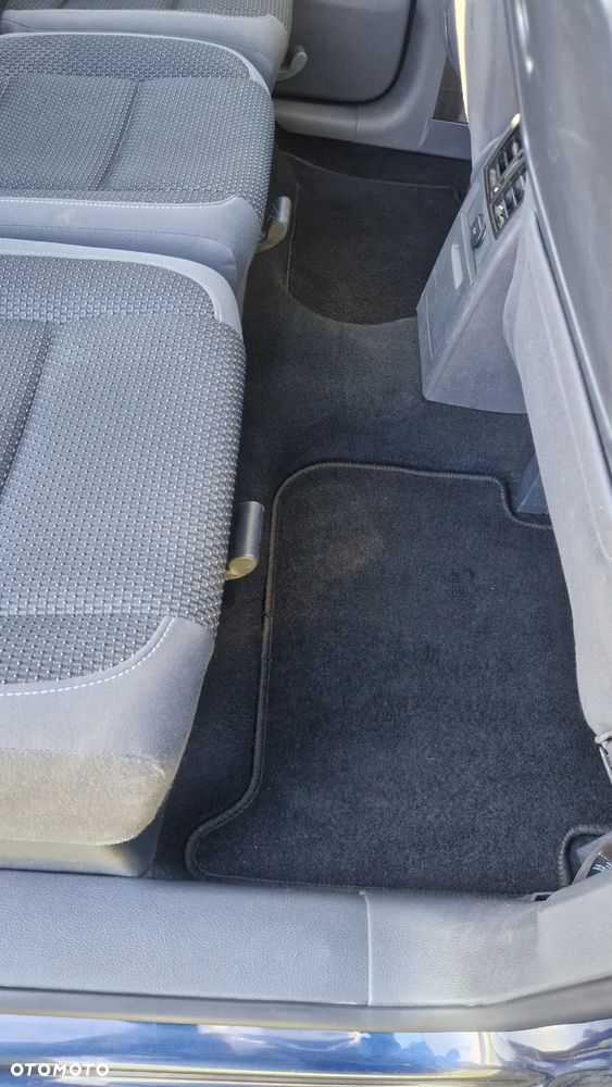 Volkswagen Touran 1.4 TSI Comfortline - 28