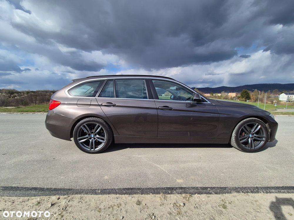 BMW Seria 3 320d Efficient Dynamic Edition - 9