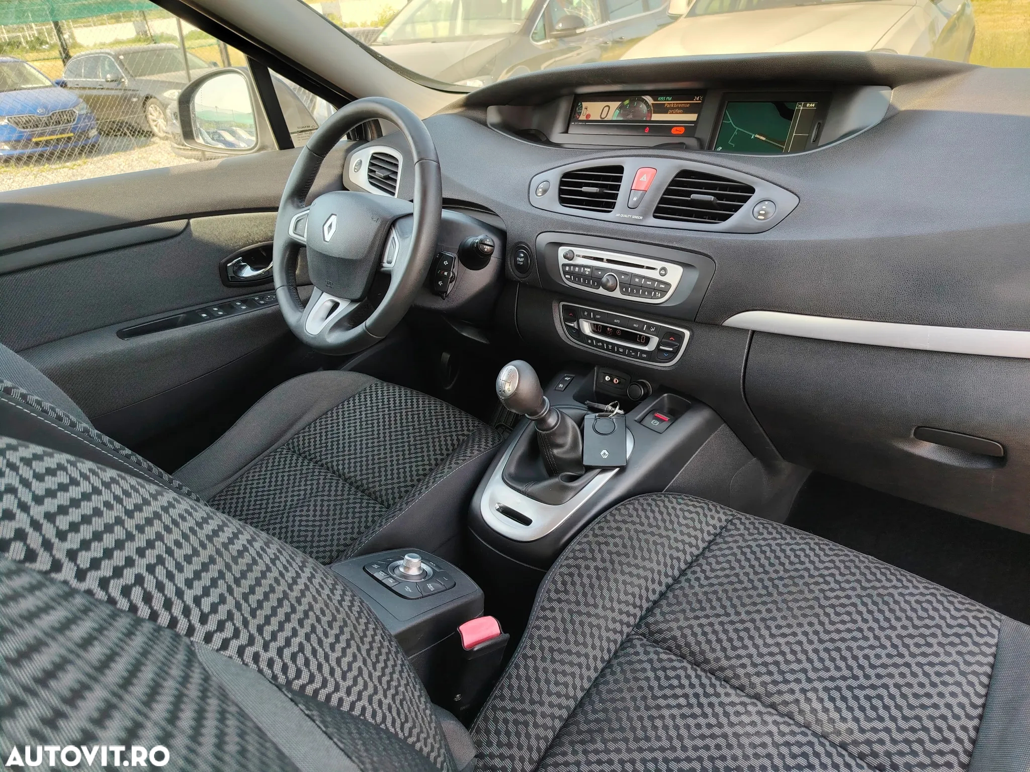 Renault Scenic ENERGY dCi 110 LIMITED - 10