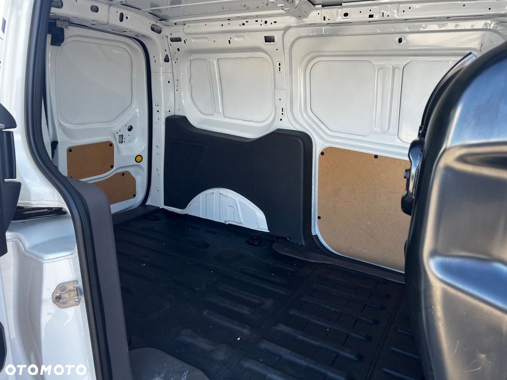Ford Transit Connect - 11