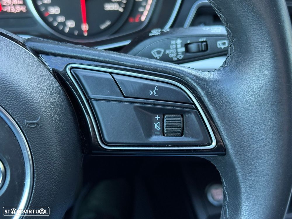 Audi A4 Avant 30 TDI Advanced S tronic - 26