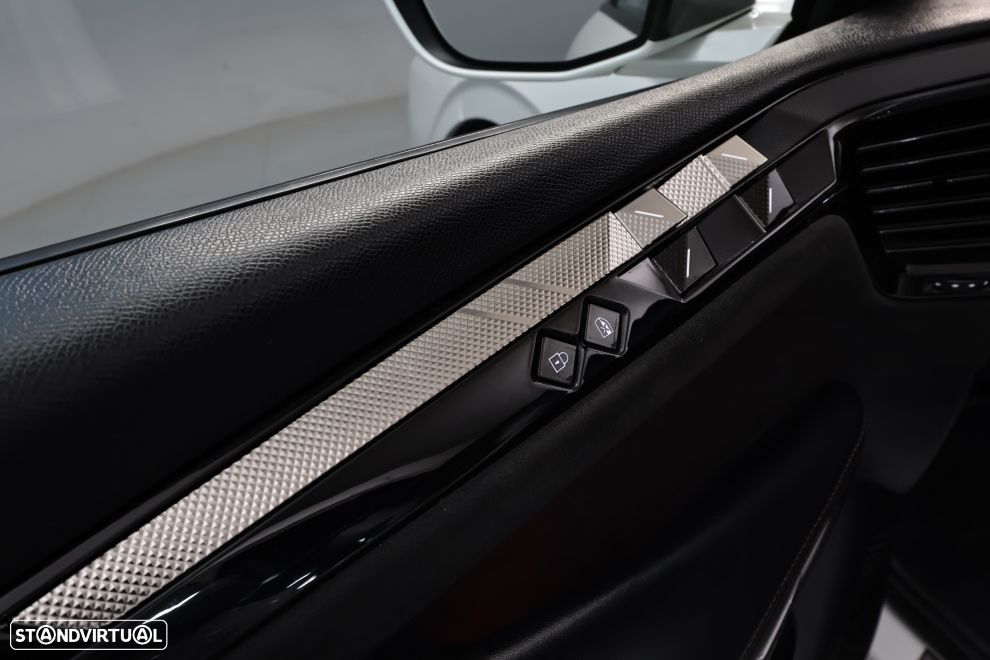 DS DS4 E-Tense Performance Line EAT8 - 24