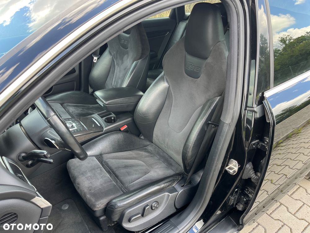 Audi S6 Limousine - 7