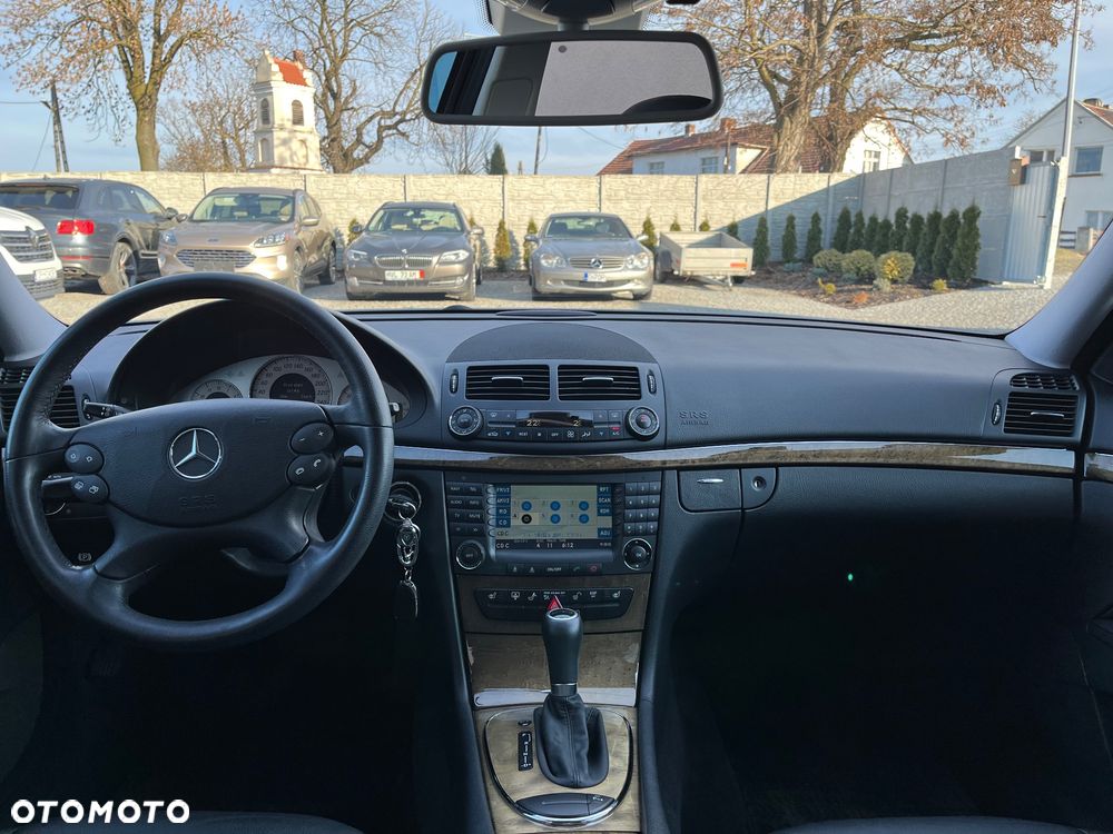 Mercedes-Benz Klasa E 350 4-Matic Avantgarde - 31