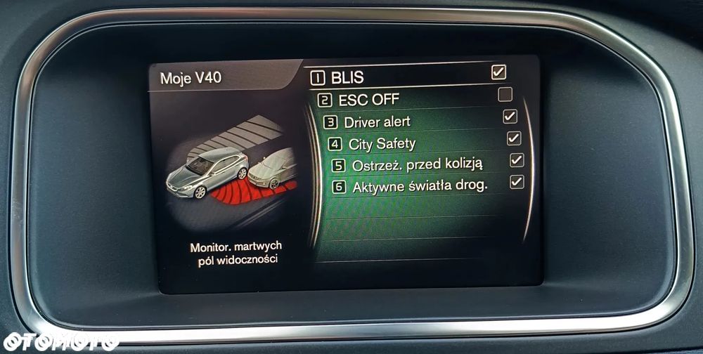 Volvo V40 D2 Geartronic RDesign - 27