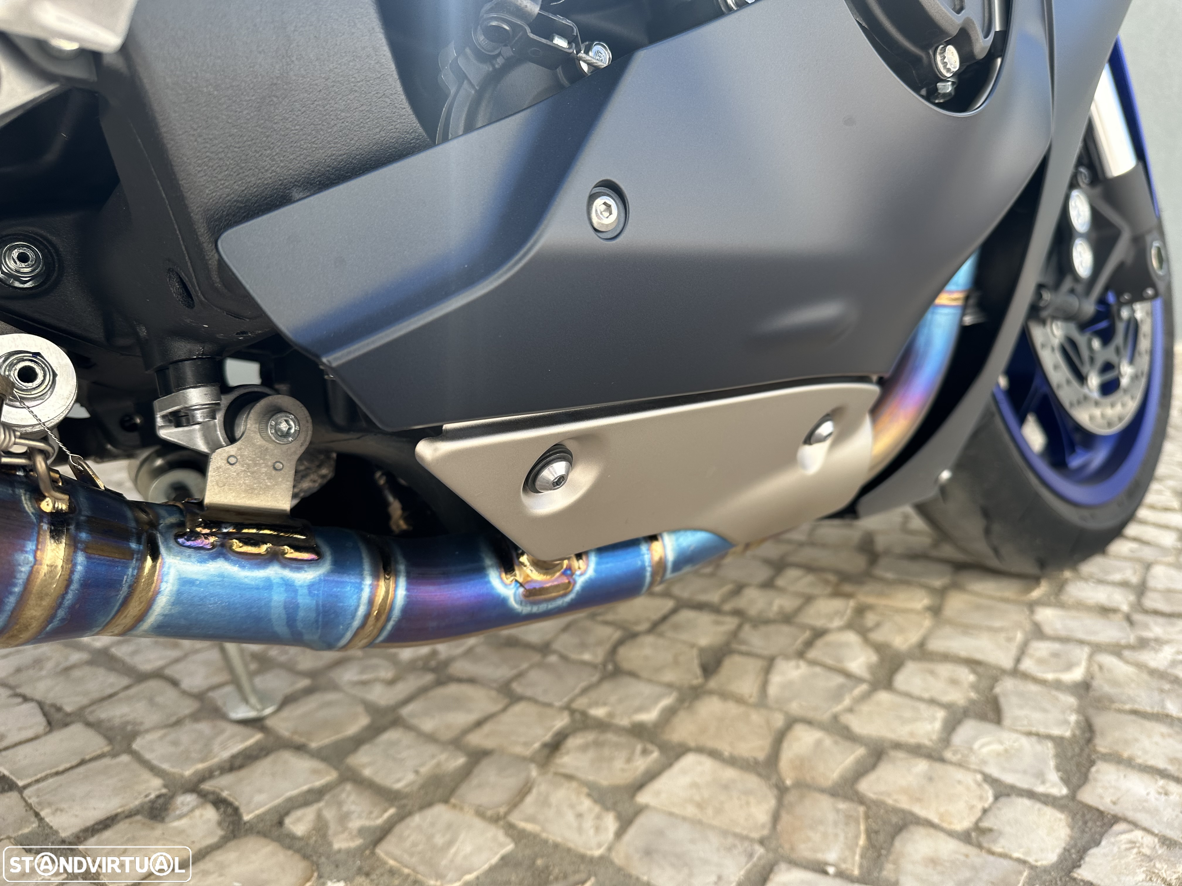Yamaha YZF r1 modelo de 2024 - 15