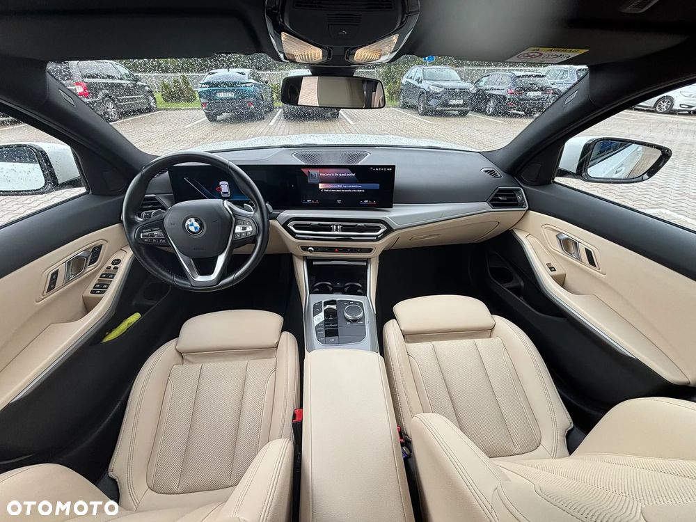 BMW Seria 3 2023 photo 4