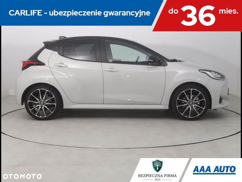 Toyota Yaris - 7