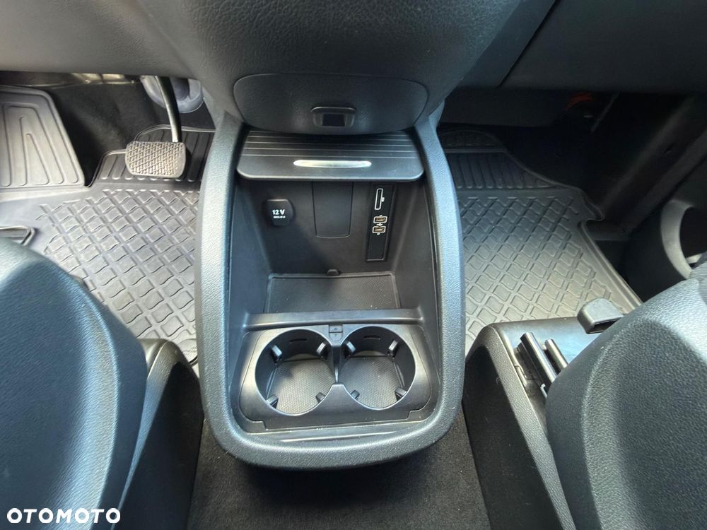 Mercedes-Benz Klasa V 250 (BlueTEC) d lang 7G-TRONIC - 26