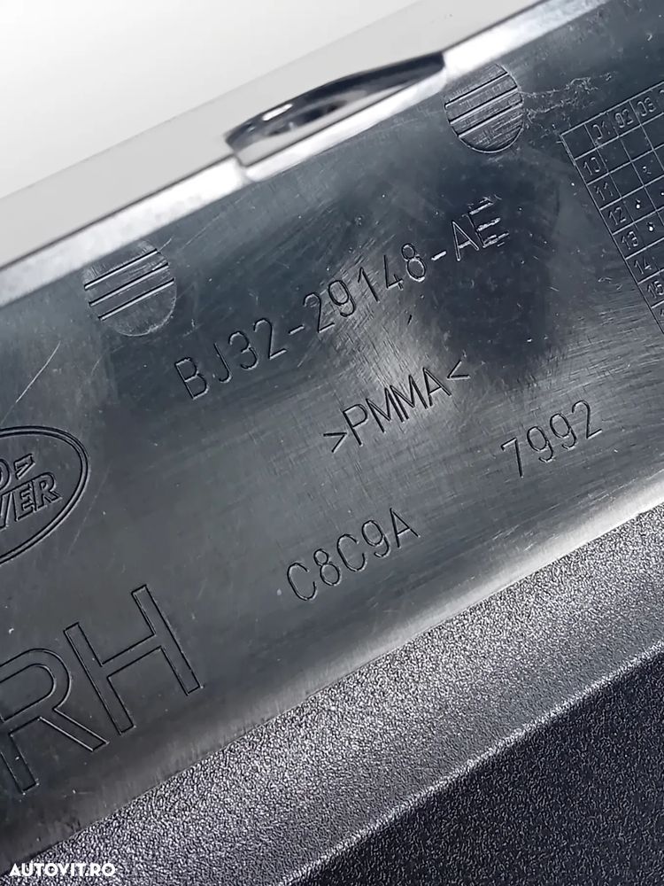 Ornament Exterior Stalp/Aripa Spate Stanga Dreapta Range Rover Evoque L538 An 2011-2018 - 6