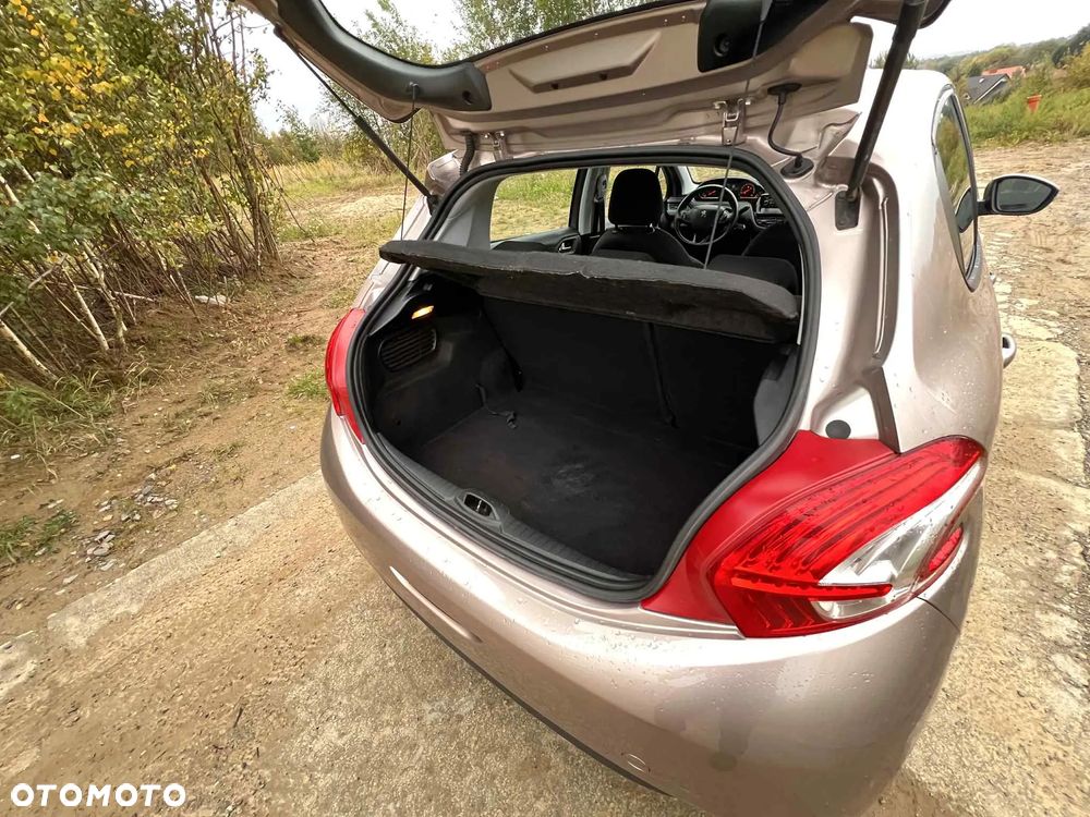 Peugeot 208 1.4 VTi Active - 24
