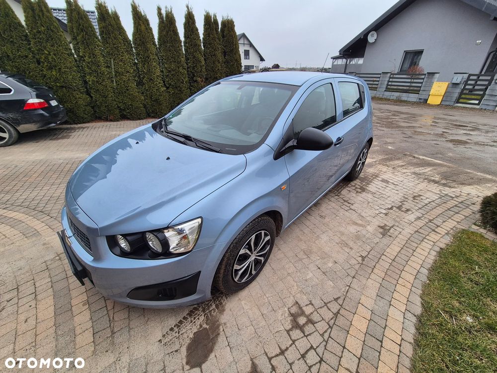 Chevrolet Aveo 1.2 LS - 2