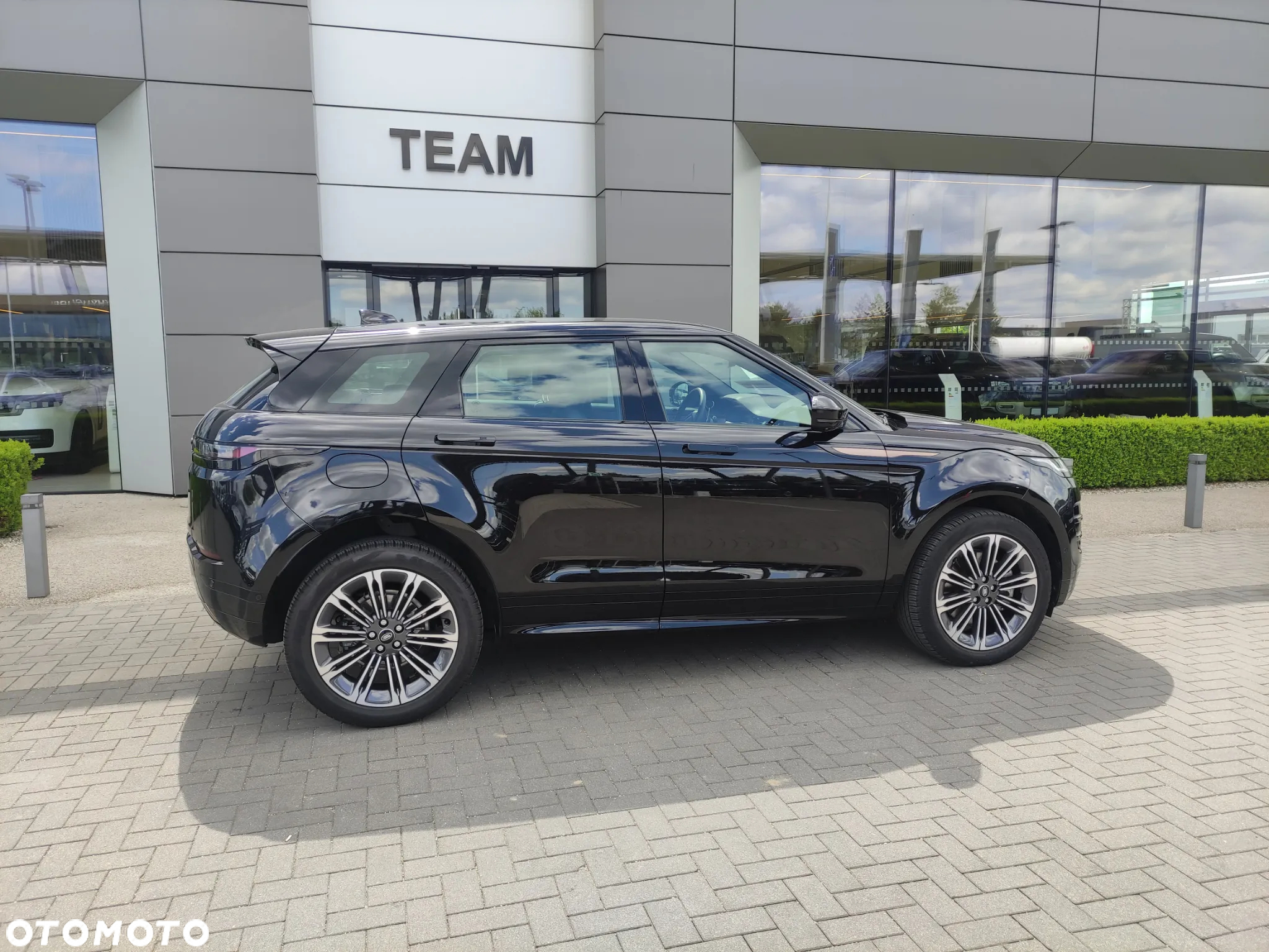Land Rover Range Rover Evoque - 12