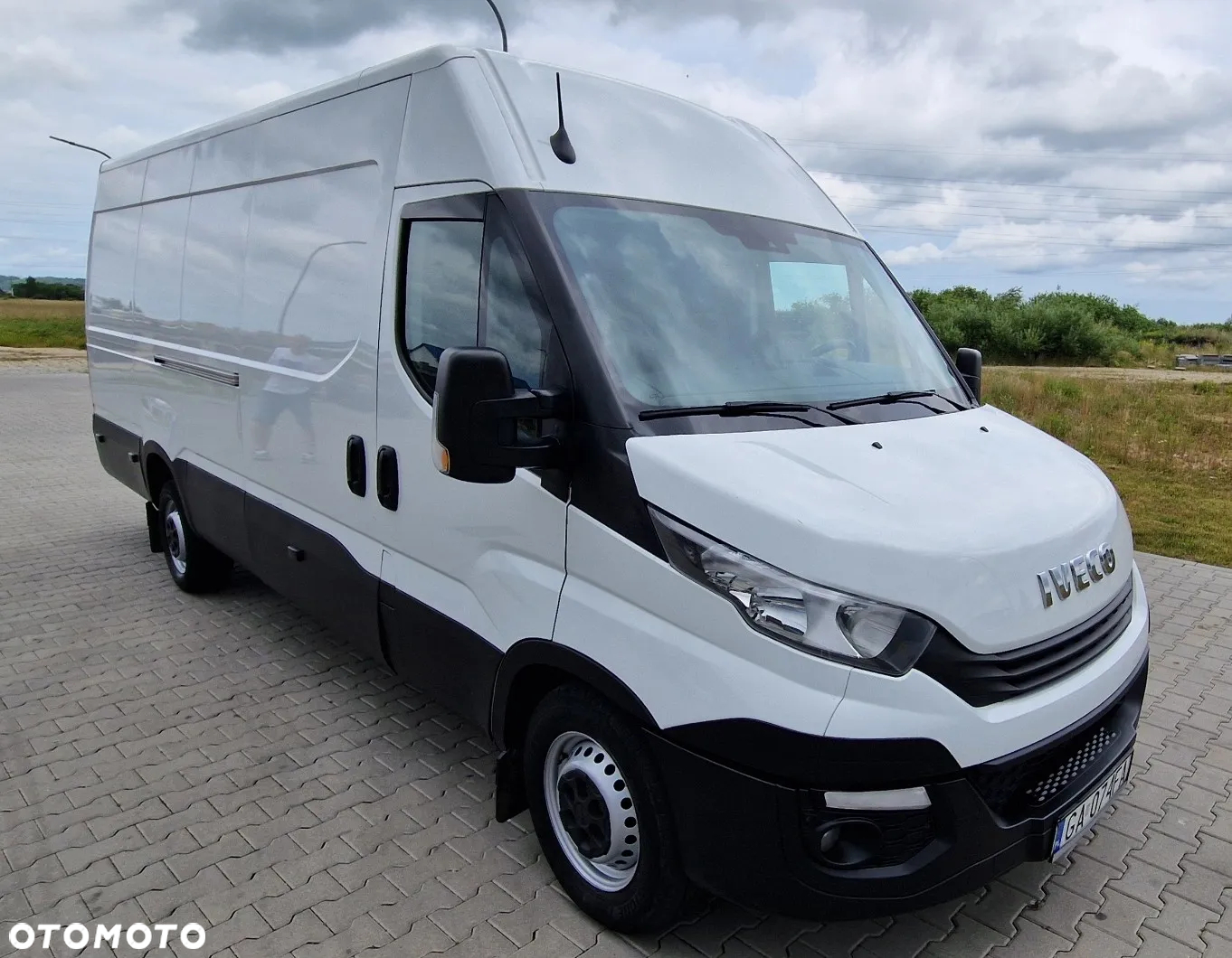 Iveco DAILY 35S18 - 8