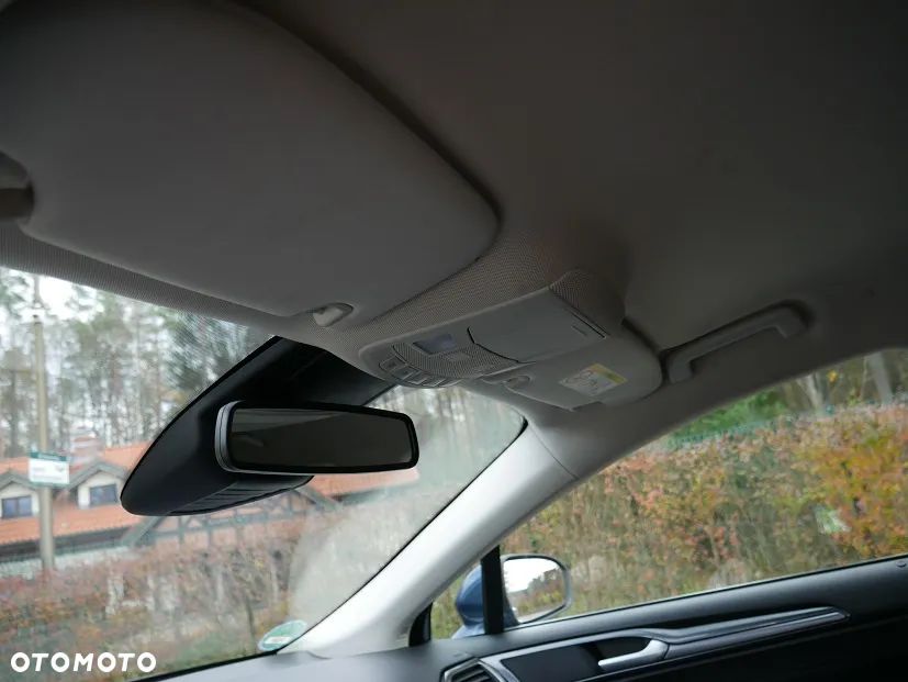 Ford Mondeo 2.0 TDCi Titanium - 31