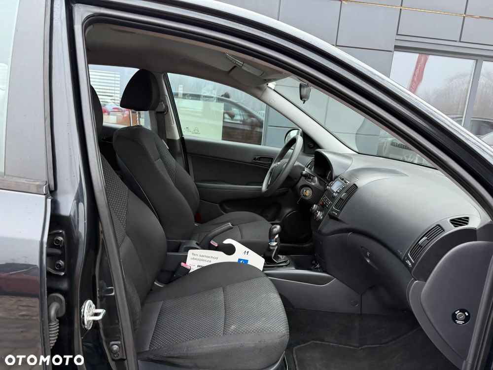 Hyundai i30 1.6 CRDi Classic - 25