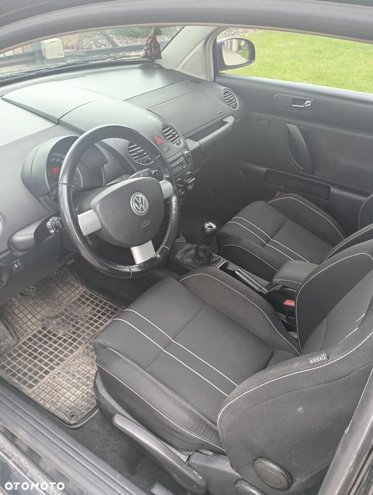 Volkswagen New Beetle 1.9 TDI - 10
