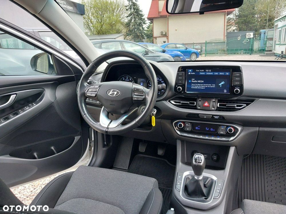 Hyundai i30 1.5 DPI Comfort - 17