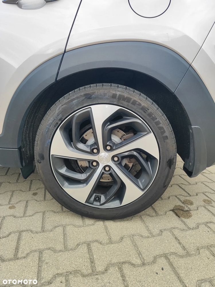 Hyundai Tucson 1.6 T-GDi Style 4WD DCT - 19
