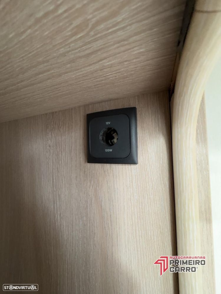 Rapido Serie 8F 880F cama central e basculante - 24
