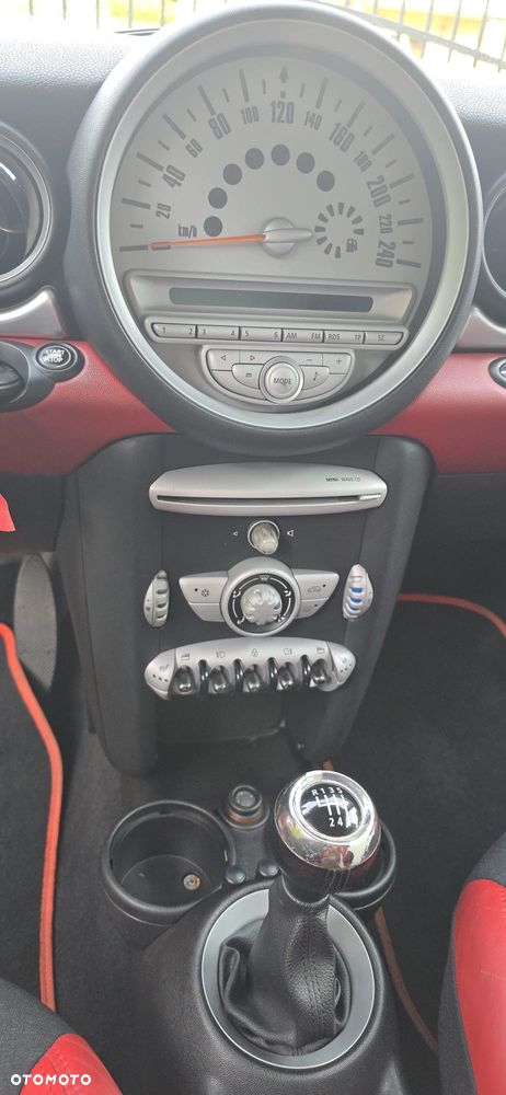 MINI Cooper 50 Camden - 12