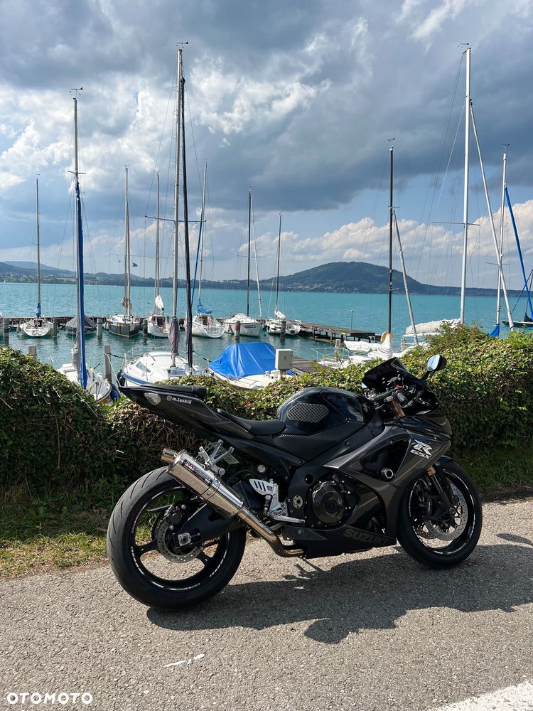 Suzuki GSX-R - 4