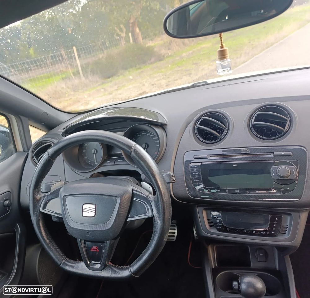 SEAT Ibiza SC 1.4 TSI Cupra BocaNegra DSG - 6