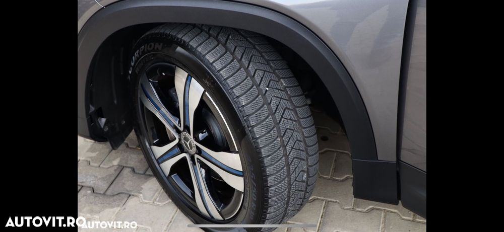 Mercedes-Benz EQB 300 4MATIC - 31