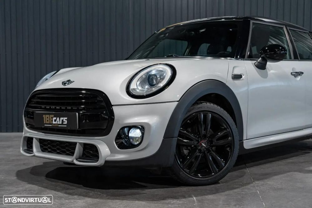 MINI 5 Portas Cooper D Auto - 38