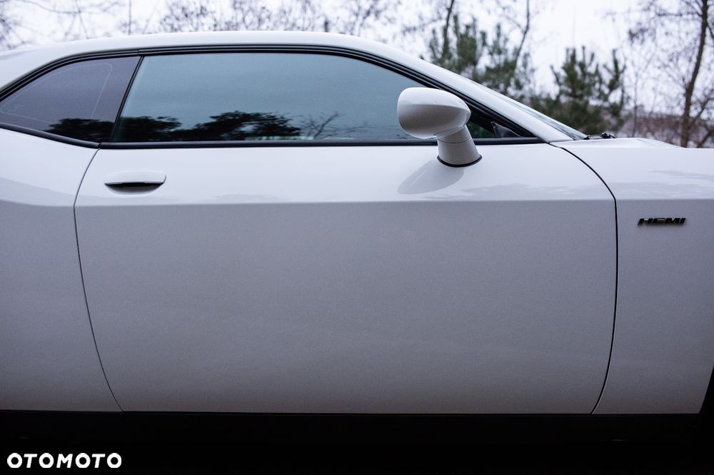 Dodge Challenger 5.7 R/T Shaker - 9