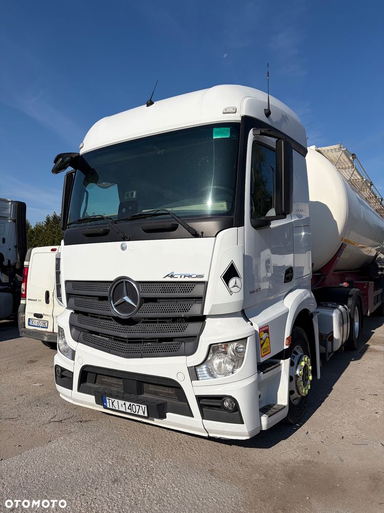 Mercedes-Benz Actros - 1