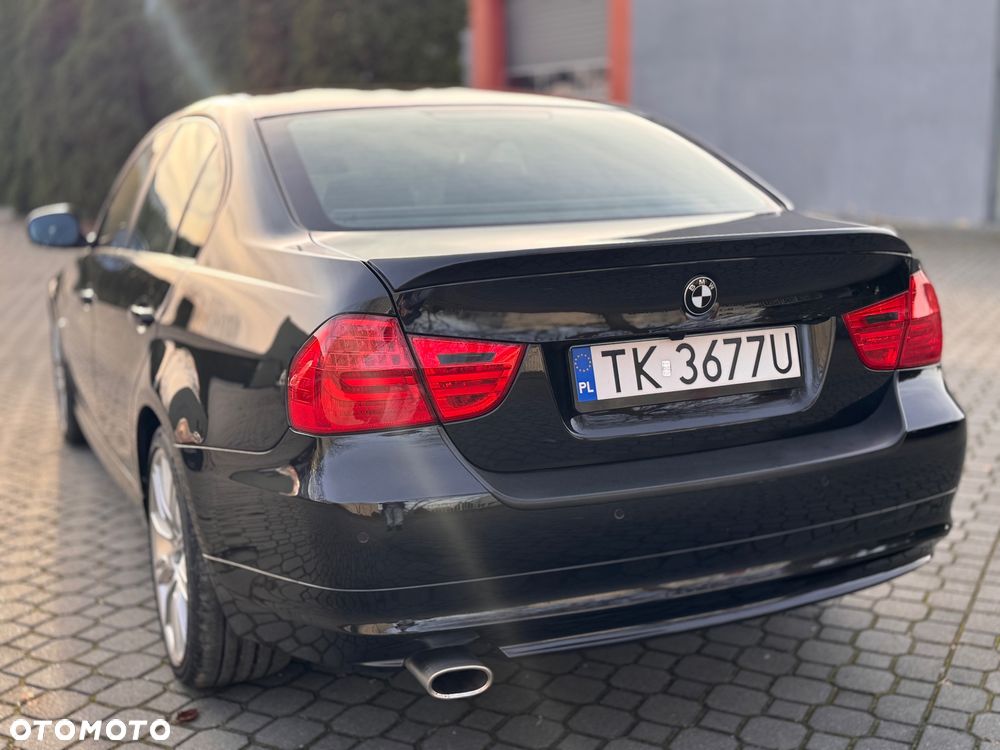 BMW Seria 3 318i - 13
