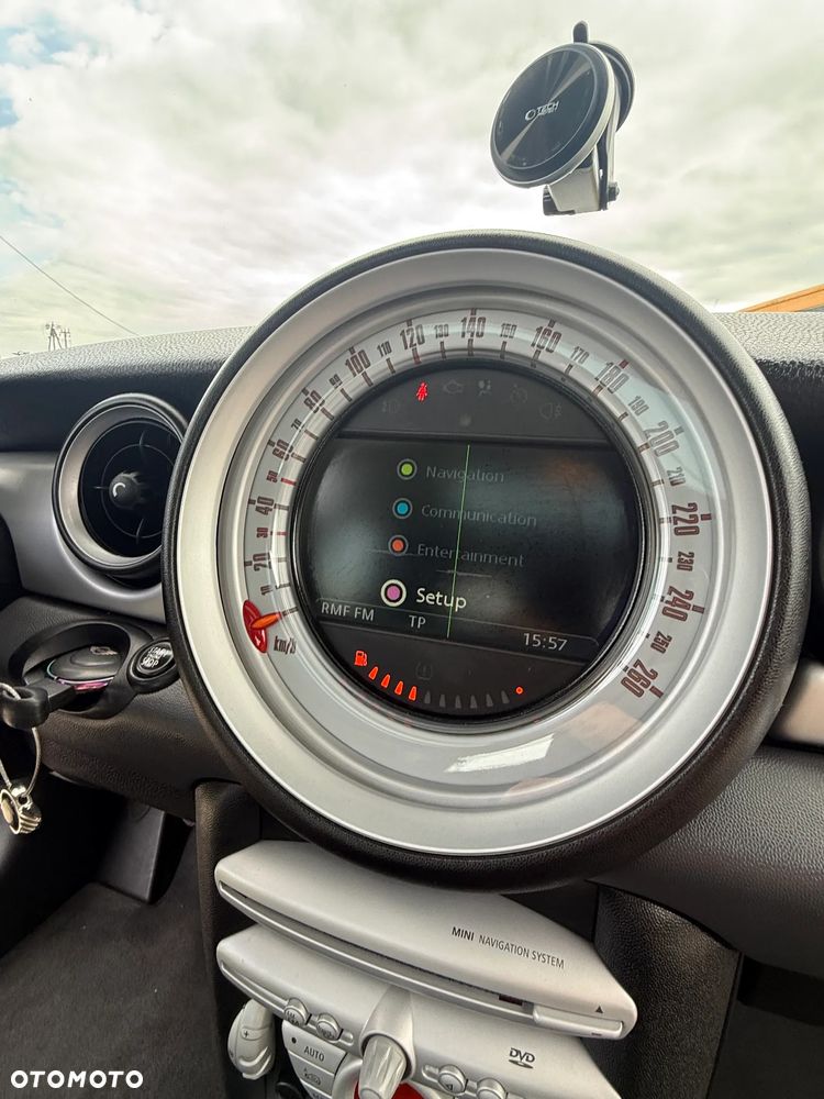 MINI Cooper Standard - 17