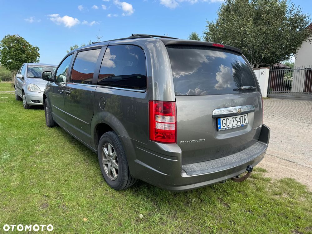 Chrysler Grand Voyager - 3