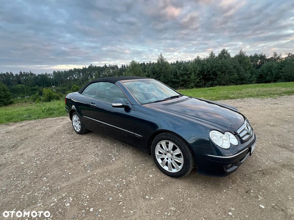 Mercedes-Benz CLK - 16