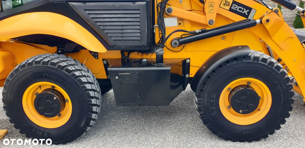 JCB 2CX tylko 2835mtg! z ROTOTILT / 3 łyżki /widły/centralne smarowanie/klimatyzacja / STAN IDEALNY !! - 18