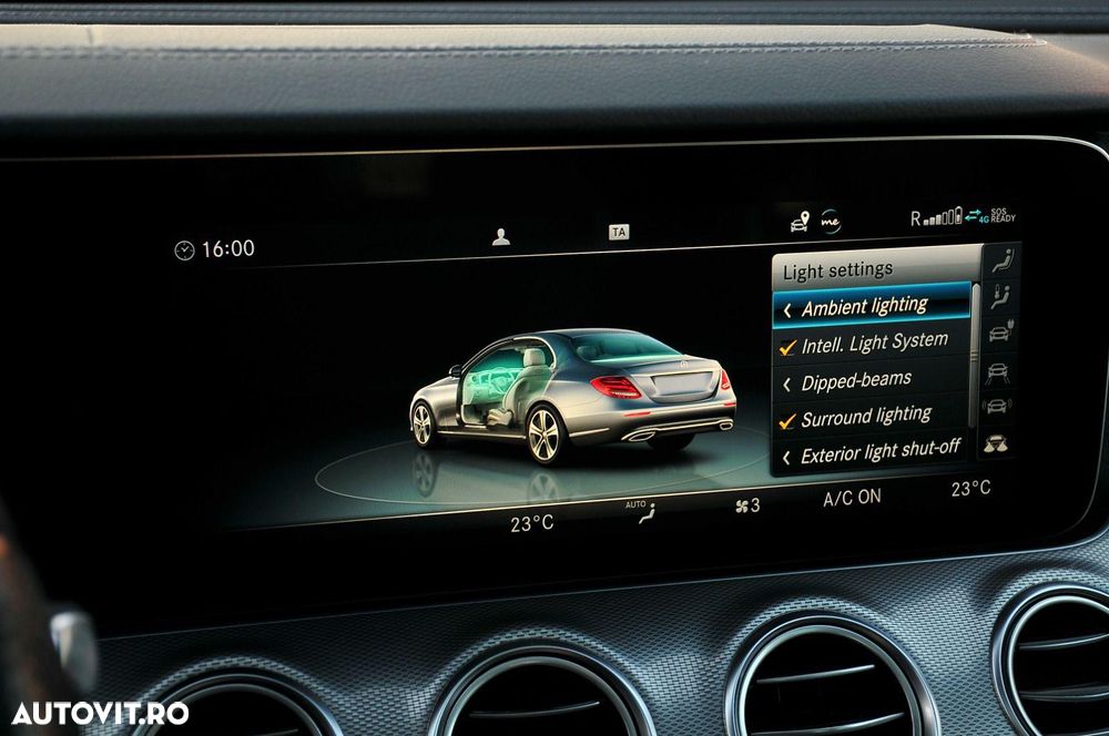 Mercedes-Benz E 300 de 4Matic 9G-TRONIC AMG Line - 17