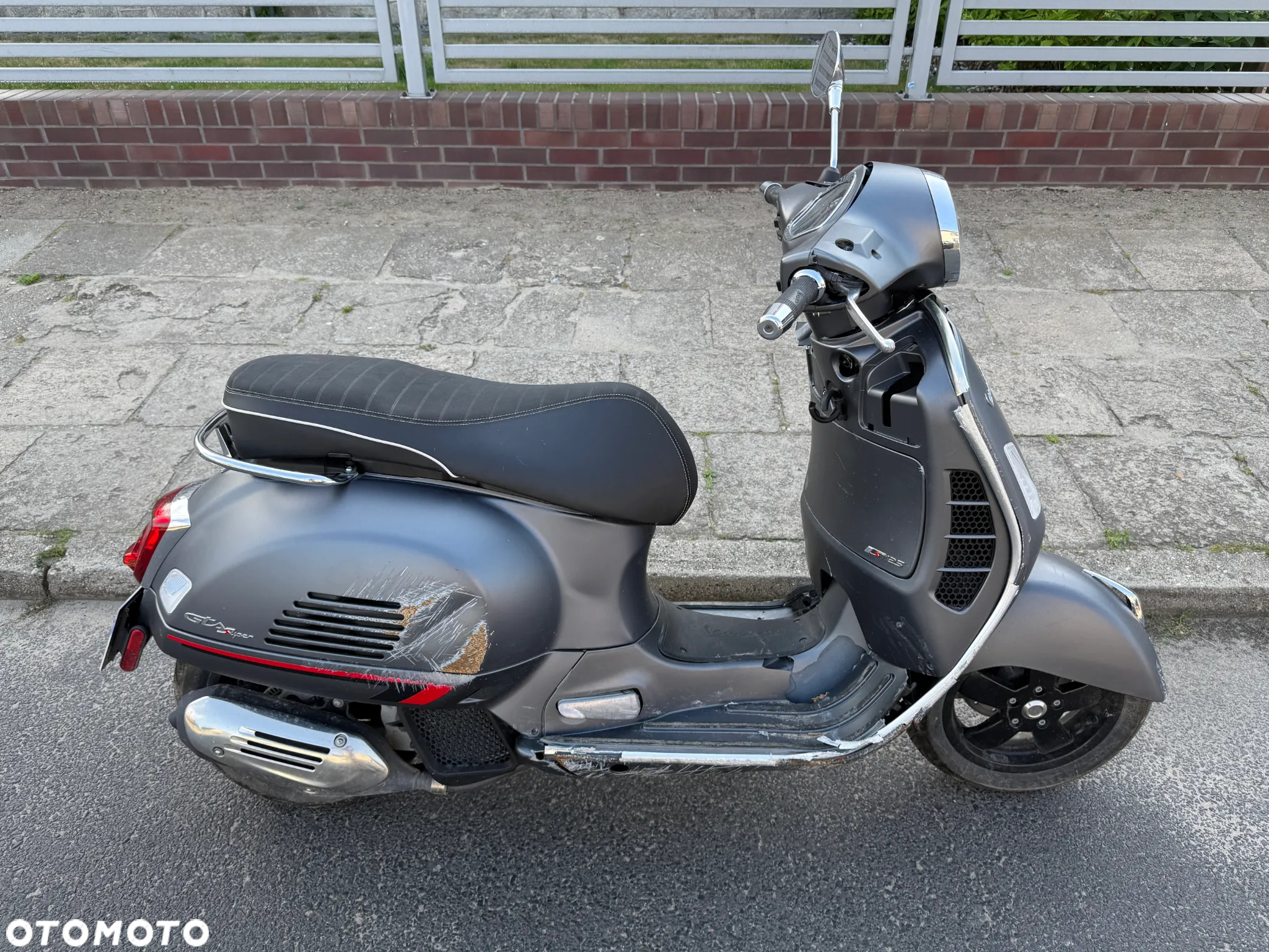 Piaggio Vespa - 4