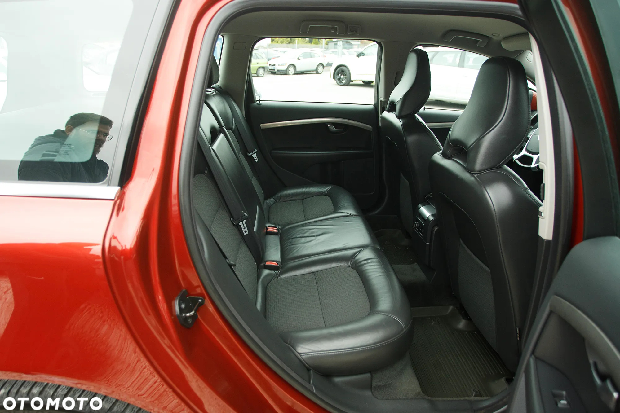Volvo V70 2.5T Summum - 32