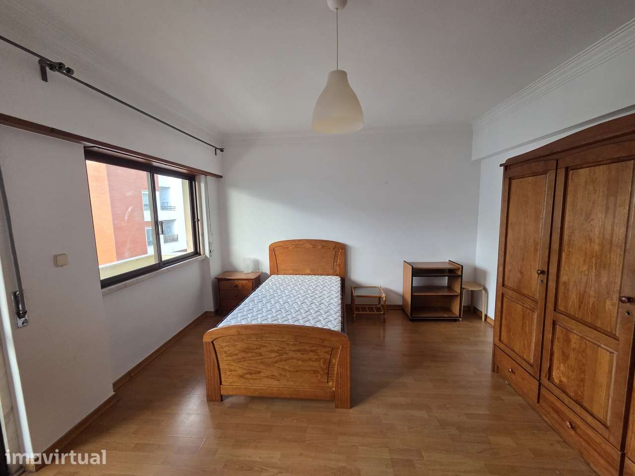Quarto individual mobilado em Alcântara, Lisboa - Grande imagem: 3/11