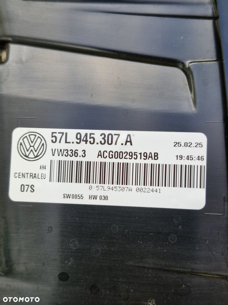 VW TAYRON II 57L LED BLENDA TYŁ 57L945307A - 8