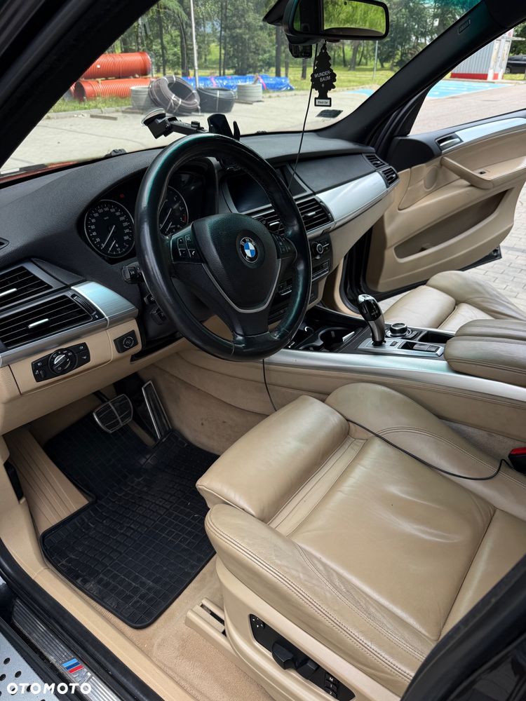 BMW X5 4.8i xDrive - 5