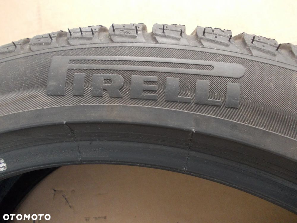 Opony 225/45R19 96V Pirelli Winter Sottozero 3 Run Flat - 3