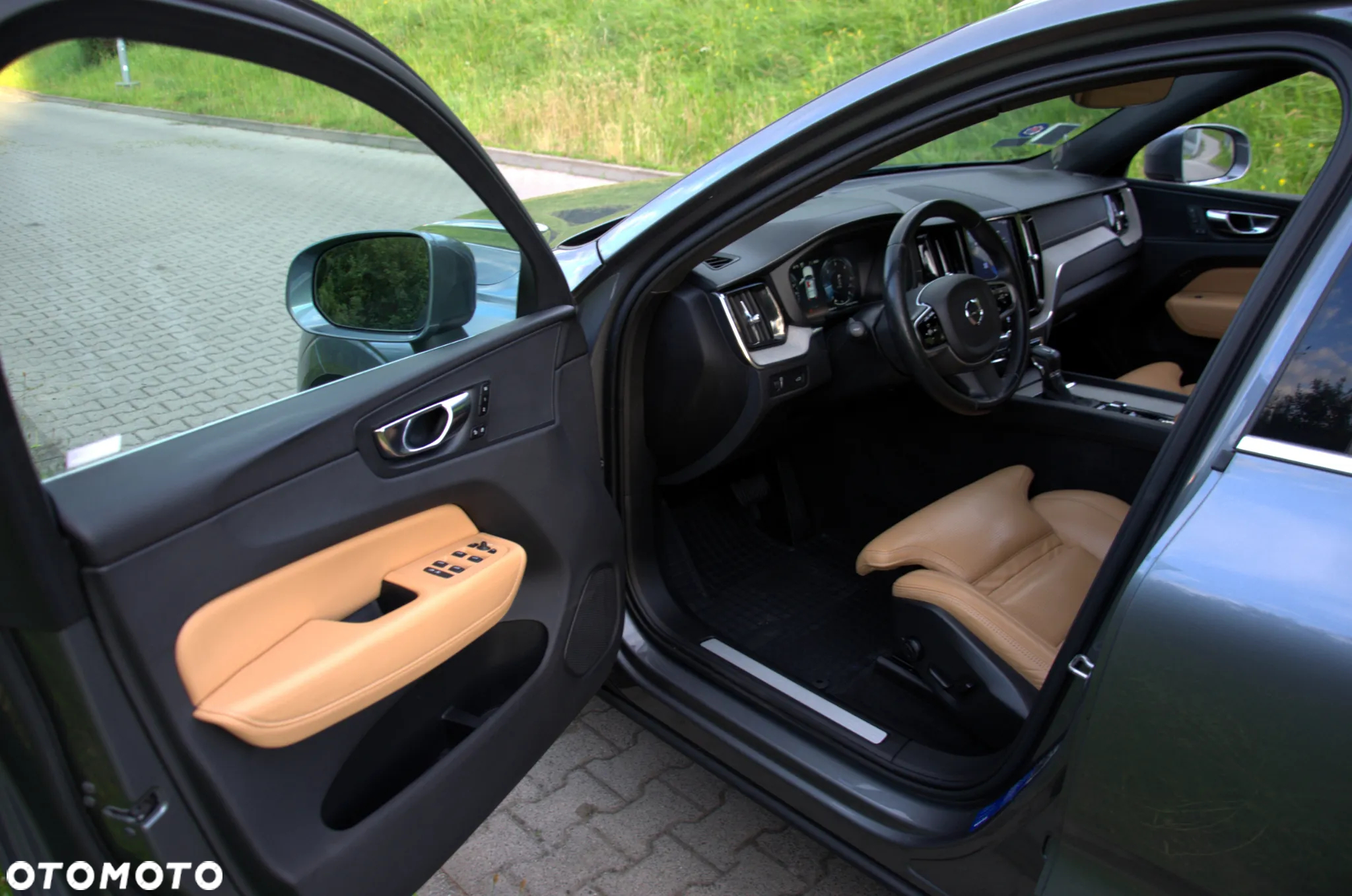 Volvo XC 60 D5 SCR AWD Inscription - 18
