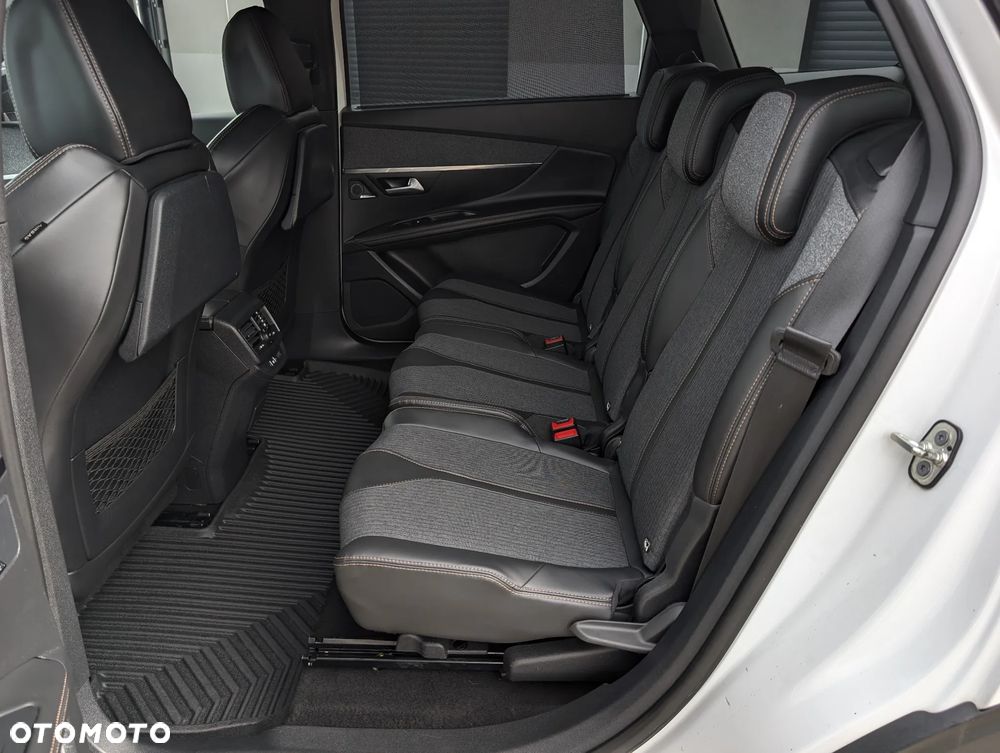 Peugeot 5008 1.6 PureTech GT Line S&S EAT8 - 35
