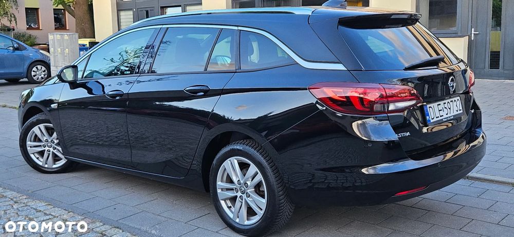 Opel Astra 1.6 D (CDTI) Start/Stop Dynamic - 4