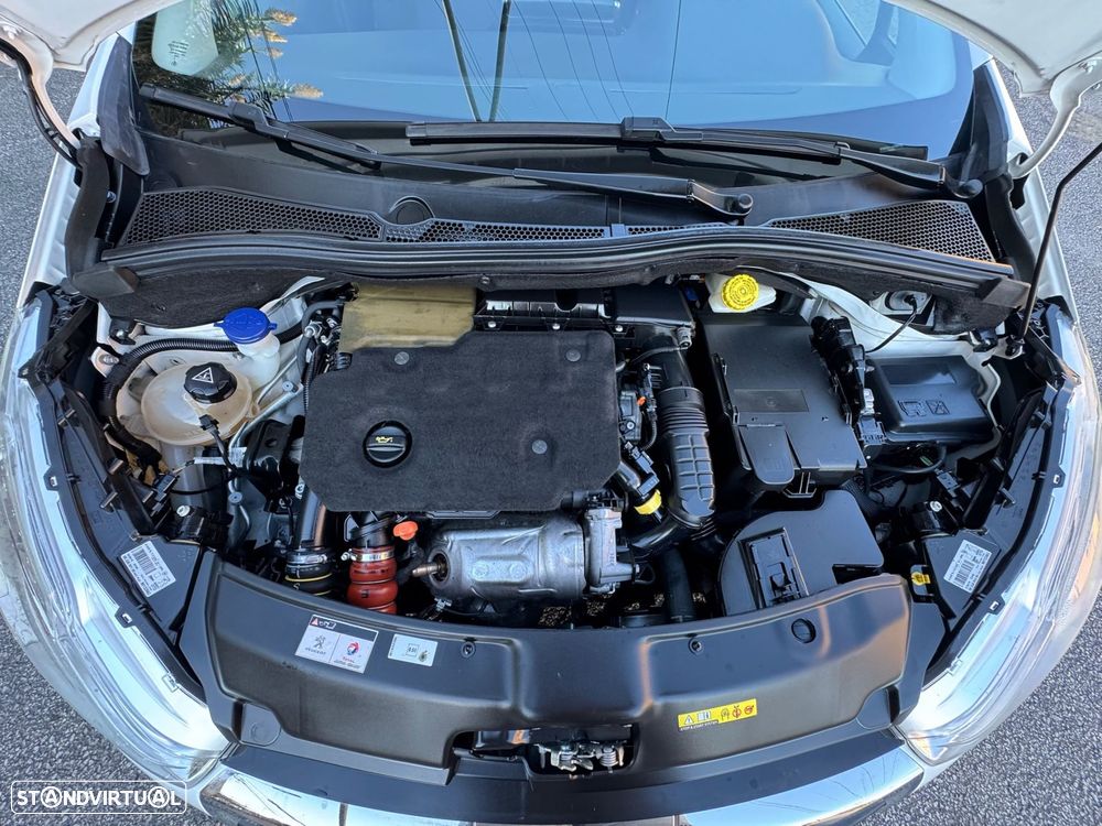 Peugeot 208 1.5 BlueHDi Signature - 23
