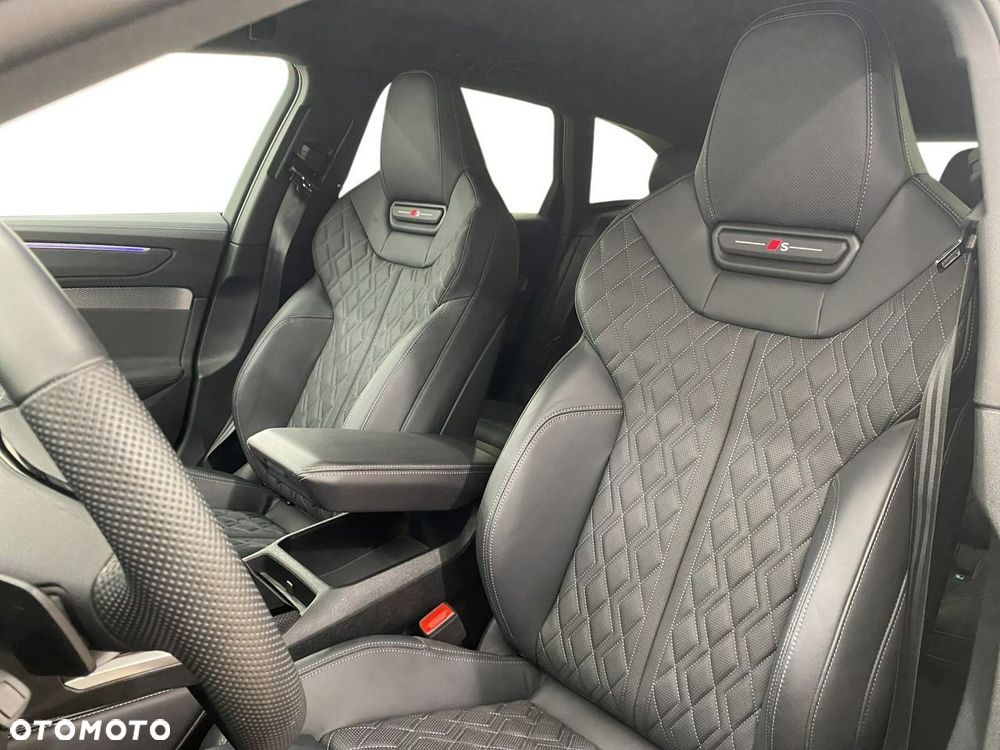 Audi A6 Avant - 14