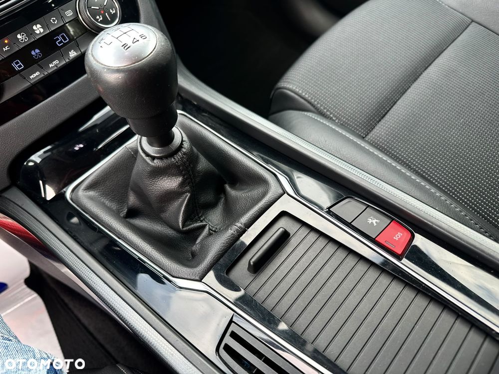 Peugeot 508 BlueHDi 150 Stop&Start Allure - 27